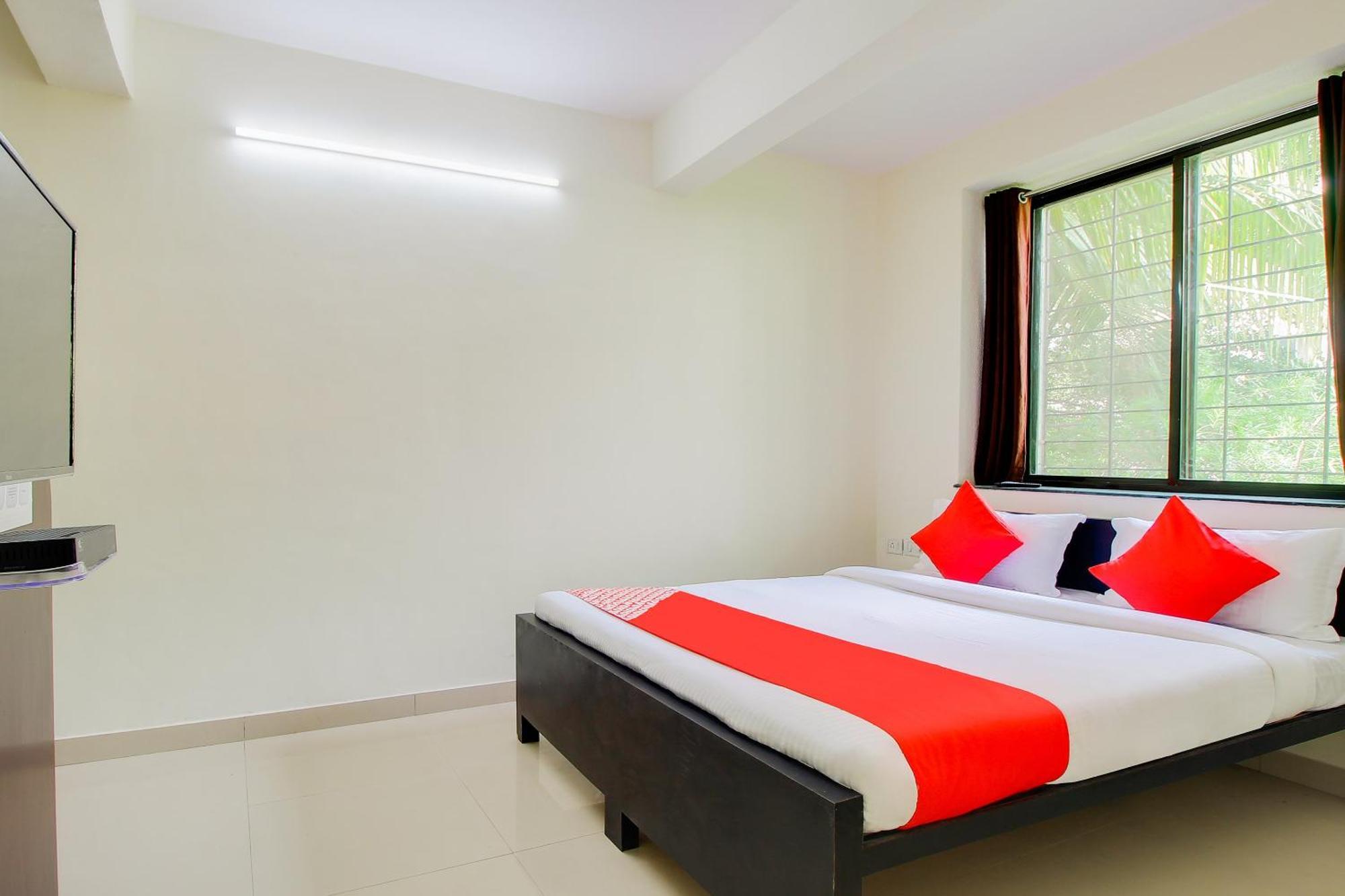 Hotel O Galaxy Near Inox Πούνε Εξωτερικό φωτογραφία
